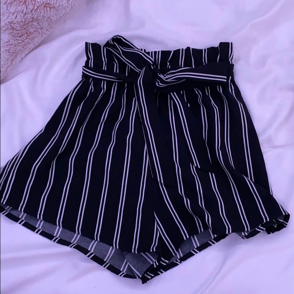 Shein black and white shorts.